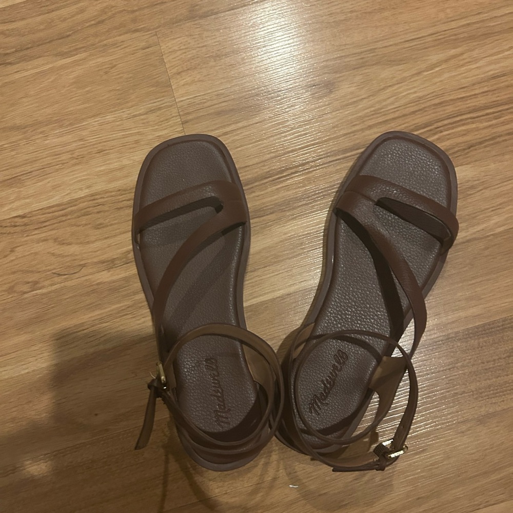 Madewell The Mabel Asymmetric Strap Sandel sz 8